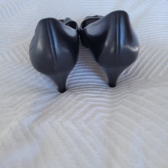 Franco Sarto Black Peep Toe Shoes - Picture 4 of 8